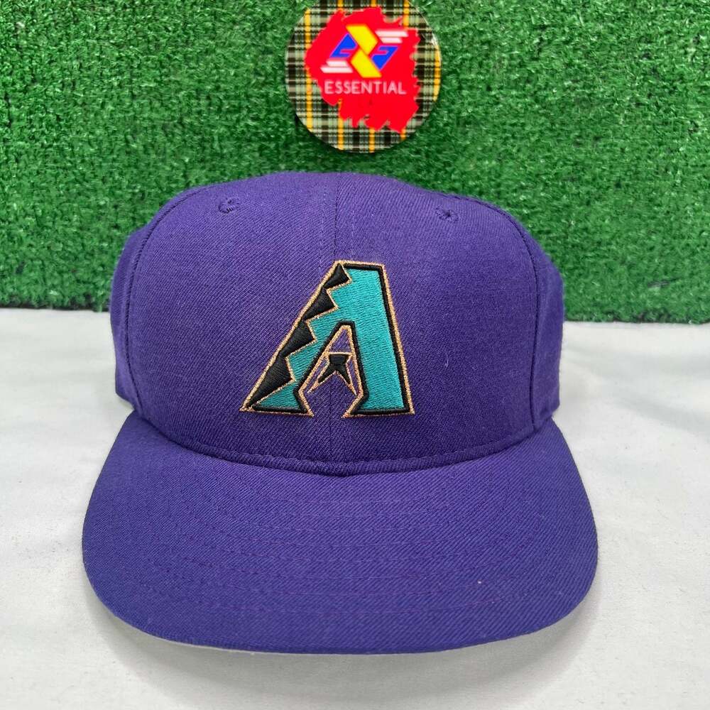 Vintage 100% Wool New Era Arizona Diamondbacks 59/50 Fitted Hat (6 7/8)